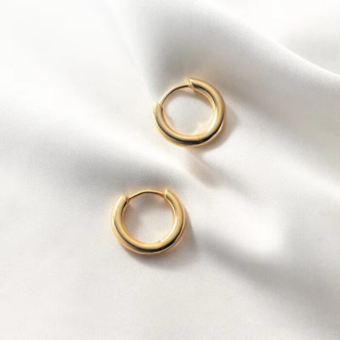 The Gold Eclipse® - 925 Sterling Silver Hoop Earrings in 14K Gold - Image 3
