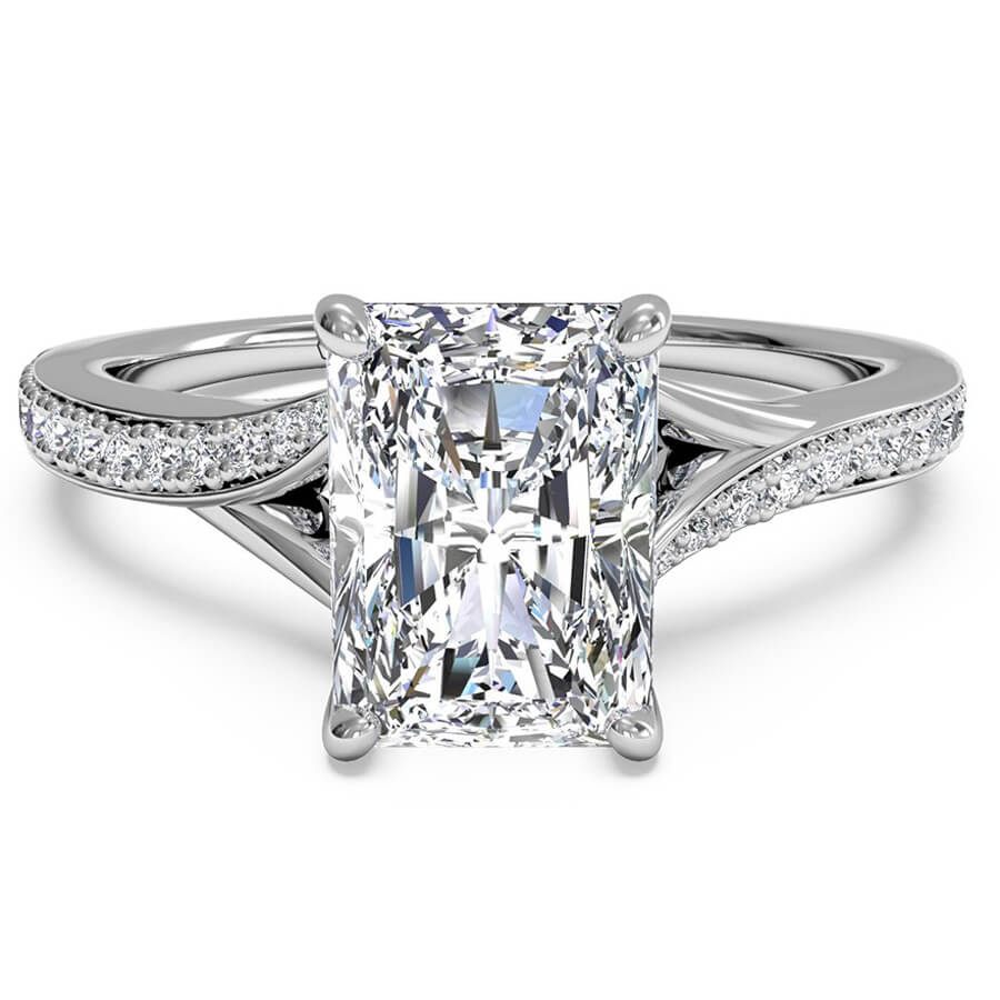 golld-engagement-ring-women-2