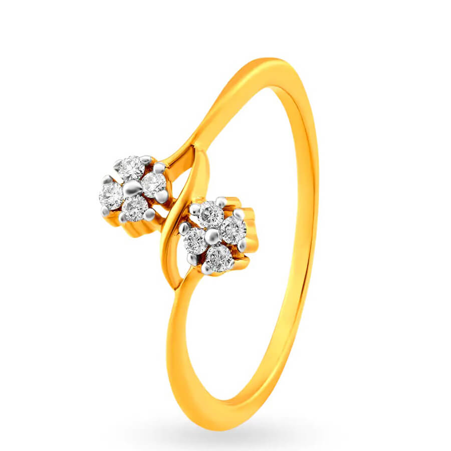 golld-engagement-ring-women-3